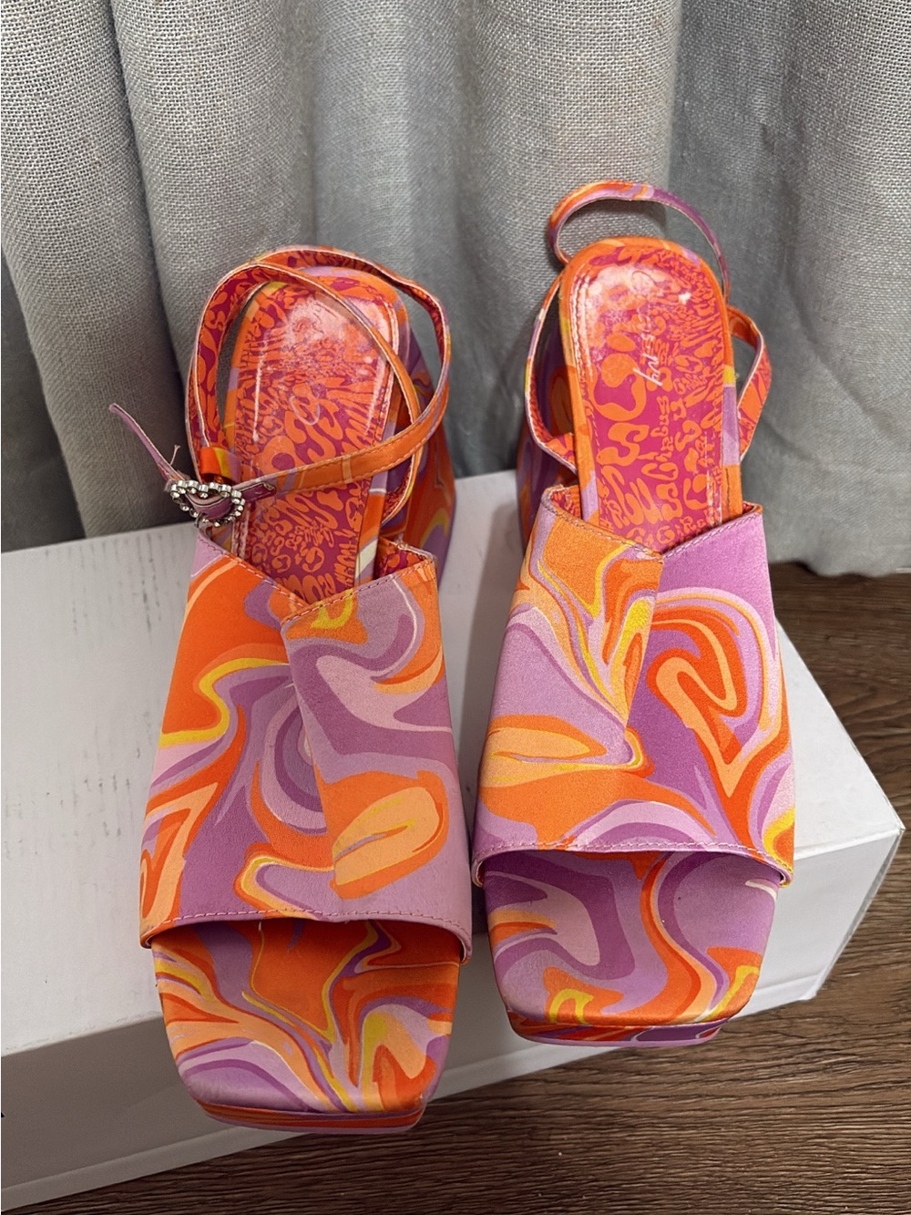 Circus by Sam Edelman Pink & Orange Swirl Platform Sandals